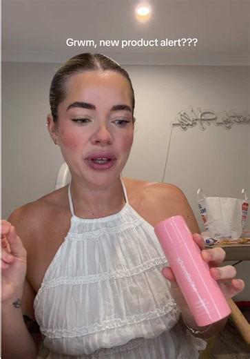 MCoBeauty Milky Toner: Hydrating Glow & Stunning Makeup