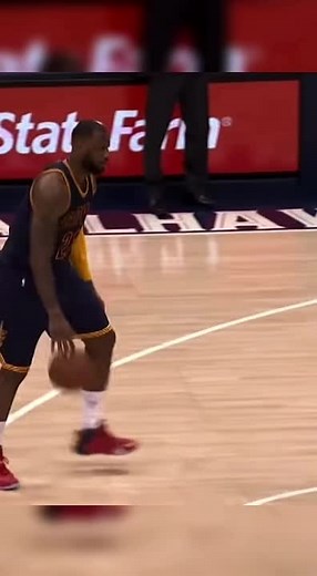 “Come on man that's too easy” 🐐 #kingjames #lebronjames #virall #fypage #lebron #nbaplayoffs