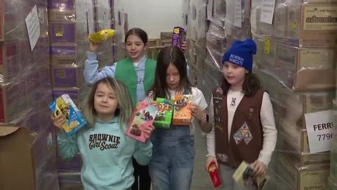 Alaska Girl Scouts have already sold 235,000 packages of cookies — and they’re not done yet | Haystack News