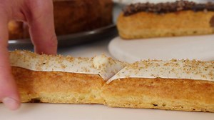 204K views · 841 reactions | Un éclair... version XXL au Restaurant Rech. | L'Académie du Goût | Facebook