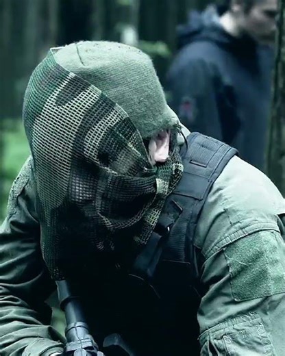 Swinging the sickle across, using tactics skillfully