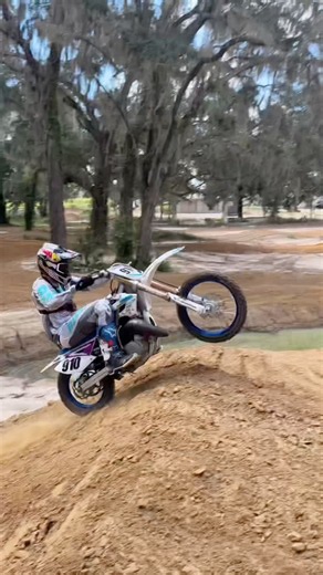 Does a TM85 or CRF150R Go Faster Around The Track?