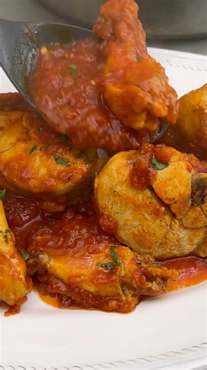 59K views · 710 reactions | Pollo con tomate Comparte esta receta...