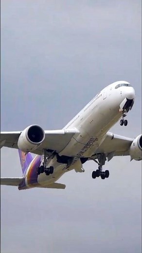 Thai Airways Airbus A350-900 TG 466 HS THJ Take Off From Melbourne To Bangkok #airport #aviation