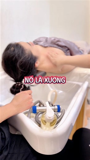 14K views · 132 reactions | Massage cổ vai gáy ạ殺 #spa #spanuphem | Spa Núp Hẻm | Facebook