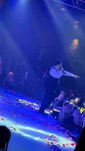 ΤΕΡΛΕΓΚΑΣ ΒΑΣΙΛΗΣ VEGAS LIVE#μπουζουκια #μπουζουκι #μπουζουξιδικο #bouzoukia #τερλεγκας #terlegkas #terlegas #terlegkas