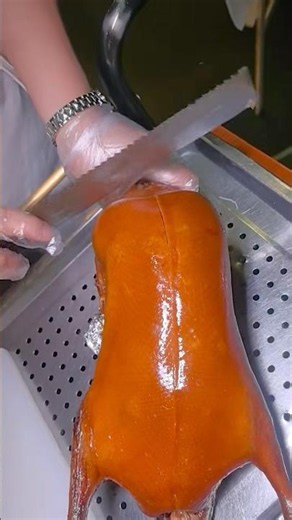 Perfect 👌 Authentic Peking Duck 🦆 Carving Skills 🔪🔥 #usa #foryou #shorts