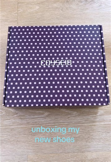 Unboxing My New Coyseio Sneakers