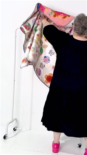 Nic 🪡 Patchwork + Quilt Designer 🧵 Hand piecing + applique on Instagram: "Love patchwork quilts, inspiring designer patterns, and a printed wall calendar with swoon-worthy quilt photos? You’re in the right place. ✨ Launching in October: The Patchwork Calendar @patchworkcalendar is back - 12 months, 12 designers, patterns you’ll love to sew. Featuring: @tiedwitharibbon @emmajeanjansen @blairs @talesofcloth @shannonfraserdesigns @mynannadoesthat @megancollins_a @the.weekendquilter @_barbiemitche