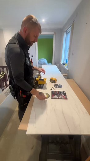 1.4K views · 153 reactions | The best way to cut compact laminate worktops #joiner #compactlaminateworktops #tooltips #sawblades | Timber Ninja | Facebook