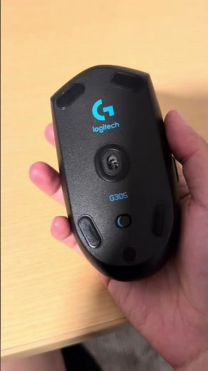 In Hand Review of Logitech G305 Lightspeed Wireless Gaming Mouse