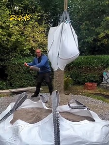 1M views · 1.9K reactions | Hilarious yet genius worker moments that prove skill and humor go hand in hand! #smartworkers #workfails #GeniusHacks #EpicMoments #satisfying | Refined Realms | Facebook