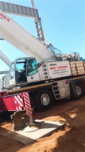 mobile crane operator life demag 280ton #mobilecrane #operator #driver #demag