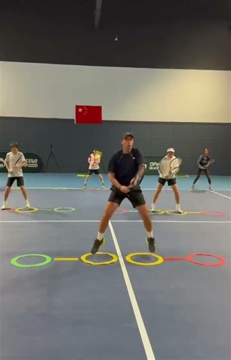 Tennis Footwork For Beginners: Stop Lazing Around The Court