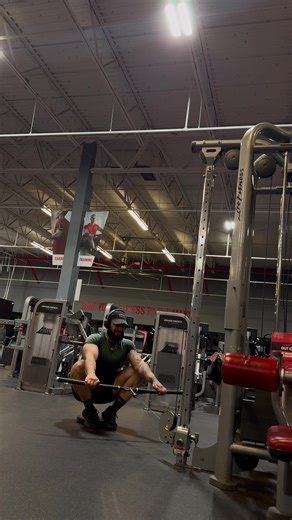 Two leg movements that don’t miss. Add these to your next leg day. 1.Cable Lunge 2x15 (Each leg) 2.Cable Goblet Squat 2x25 #explorepage✨ #bodybuilding #discipliningmyhabits #thickfit #legdayworkout