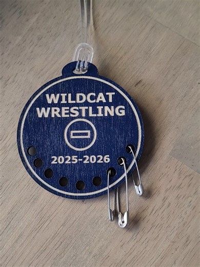 Wrestling Pin Keychains #tiktokmademebuyit #tiktokshop #wrestling #wrestlingtiktok #womenswresting