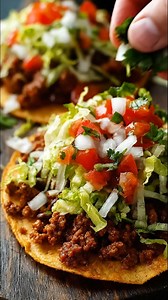 Easy Ground Beef Tostadas Ingredients: 1 lb (450 g) ground beef 1 tablespoon olive oil 1 small onion, finely chopped | Flavor Home Recipes