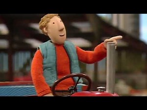 Little Red Tractor | Garage Sale | Full Episode