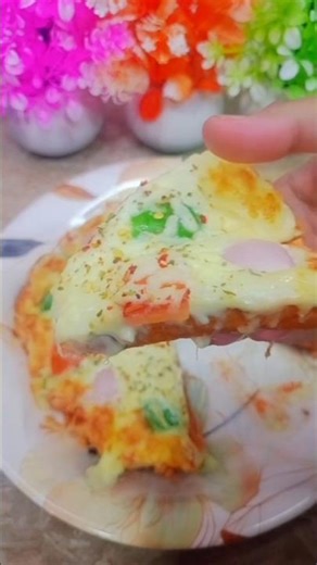 5 Minute Bread Pizza Recipe | Quick & Easy Homemade Snack 🍕