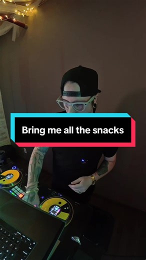 2025 was filled with people bringing me snacks and food. Let’s double it and have even more snacks in 2026! . . . #mattsavagedj #feedthedj #michigandj #2026 #weddingdj