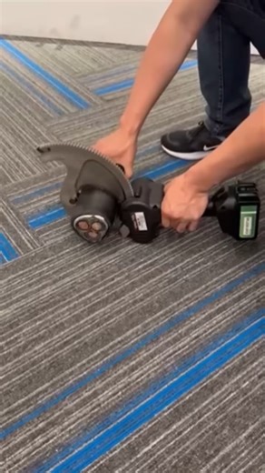 5.5K views | Steel core aluminium standard wire and armoured cable cutting process | 키키 라라 | Facebook