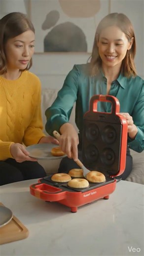 Russell Taylors 3-in-1 Waffle Sandwich Doughnut Maker WM3