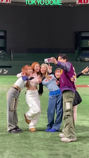 #CDF 東京ドーム下見での わちゃわちゃオフショット集💖 ／ 📣PPV単体チケット販売中！ ＼ ☑︎期間限定の購入キャンペーン コムドットに会える！抽選で300名に当たるアフターパーティー ☑︎配信特典 終演直後のコムドット&ゲストのアフタートークが視聴可能！ #コムドット #中町綾 #とうあ #むくえな #かす #エスポワール #ばんばんざい #やまと #ひゅうが #ゆうた #ゆうま #あむぎり #CDF東京ドーム #creatordreamfes2024