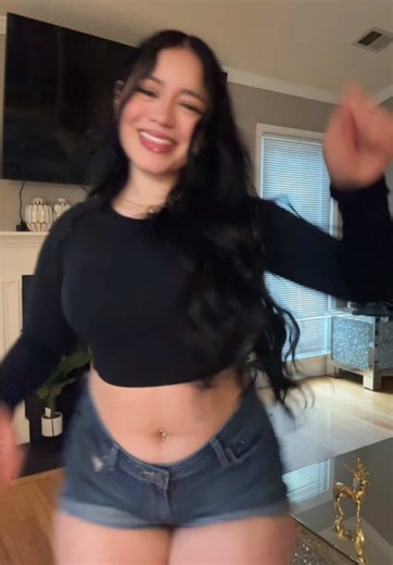 ʟɪꜱʙᴇᴛʜ 🕷️ (@lissbethh6)’s videos with som original - libnaoficiaal_reserva