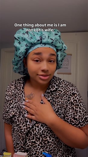 Destany LaShae on Instagram: "Yall wonder why the world is such a nasty place. Everyone is walking around hurt, hurting other people, full of pain and anger but baby you got to LET THAT SHIT GOOOOO. True peace is realizing you can’t change the past or people that have hurt you but you can continue to grow, don’t allow the world to harden your heart, and strive to make this earth a better place to live daily no matter how temporary. 💚"