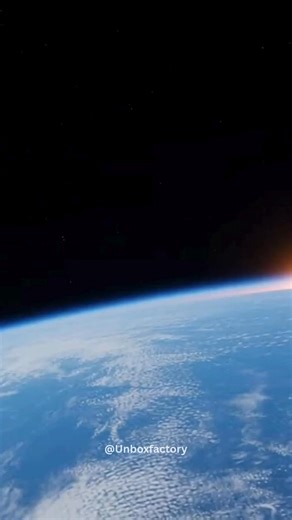166 People Chose Space Burial—But Their Capsule Crashed Into the Ocean In a rare and tragic spaceflight incident, a spacecraft carrying the cremated remains of 166 people—intended for symbolic space burial—crashed into the Pacific Ocean instead. The mission was meant to honor final wishes by sending remains into orbit or deep space. Instead, a technical failure turned the memorial flight into a reminder of how unforgiving space travel can be. Important Details: • 166 individuals chose space buri