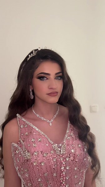 Arabic Makeup Tutorial by Ayse for Stunning Looks