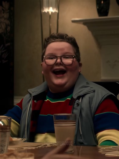 Derék Derek (Ezzel kívánnék Boldog Újévet :'D) #strangerthings #strangerthingsedit #strangerthings5 #magyar #magyartiktok #hungary #hungaryedit #edit #fyp