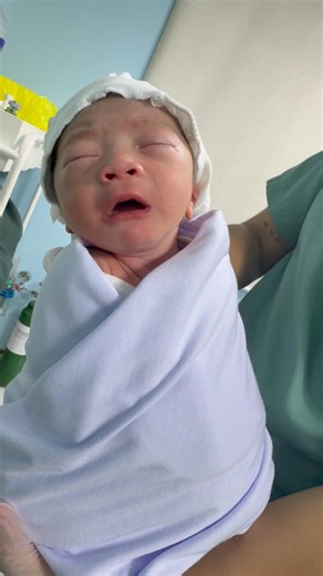 Hello, baby Arro! Nasa recovery room tayo nyan. Ang cute mo 🥰👼