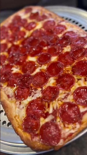 Villa Pizza South Plainfield NJ | Local Pizza, Pickup & Delivery 🍕 #Shorts