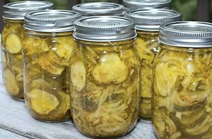 CANNING DELICIOUS BREAD & BUTTER PICKLES!🥒🥒 | Tennessee Soul Food LLC