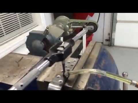 How to Tap Threads Correctly - Eastwood