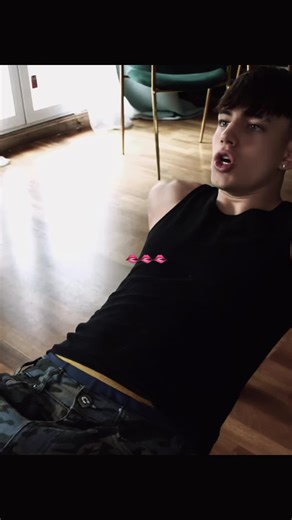 Poses de Yoga Creativas con Sofia y Karina