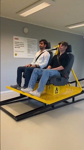 Crash Test 7 km/h / 4.5 mph – Unexpected Reaction