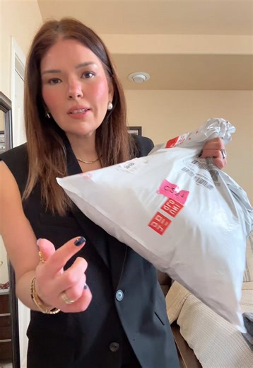 Discover UNIQLO's Latest Basic T-Shirts