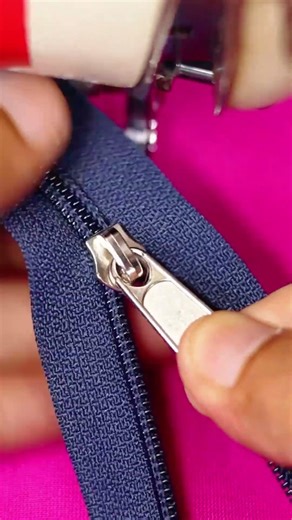 Easy Trick to Stop a Loose Zipper from Slipping Down. #ZipperRepair #DIYClothes