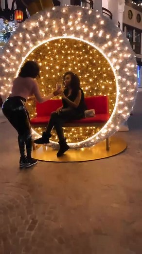 169K views · 1.8K reactions | You know how we all have that ONE friend that can’t take pictures. I’m she and she is me 藍 | Melody Shari | Facebook