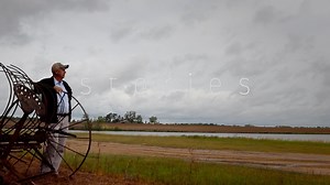 90K views · 1.5K reactions | Ralph Underwood takes us back to before his family had their first tractor. What was it like working with Mules? If you never had the chance yourself, you won’t want to miss this week’s Growing America Story. | Growing America | Facebook