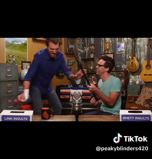 Peaky Fookin Blinders (@peakyblinders420) - Hilarious Moments with Rhett and Link: The Leg Incident