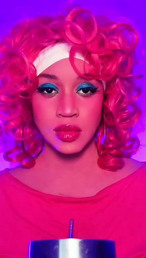 shellsea just starin' #fishhookscosplay- #shellsea #disneycosplay #shellseacosplay #disney | Louie Maxwell | Facebook