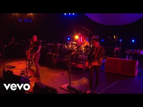 The Smashing Pumpkins - Bullet With Butterfly Wings (Live At Barclays Center/ December 10th 2012)