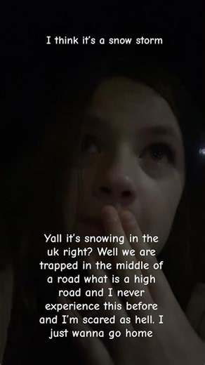 I’m shaking so badly I’m actually crying rn #snowfall#scary#snow