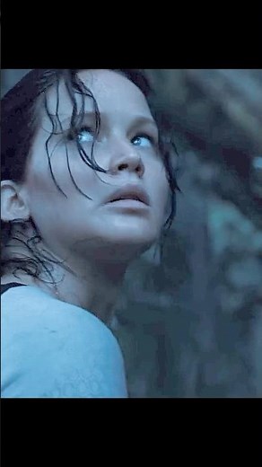 Catching Fire – Tribute Dies Saving Peeta from Monkey Attack 🐒🩸💔