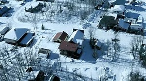 Watch Edge of Alaska Season 1 Episode 1 - Winter's Grip (Pilot)