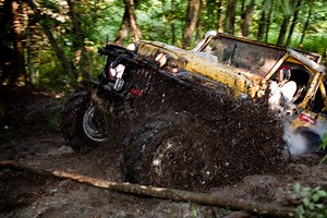 7 Essential Tools You Need To Get Your Truck Unstuck