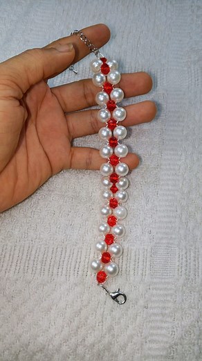 6.8K views · 117 reactions | Quick DIY Beaded Bracelet Tutorial for Beginners 殺殺殺 | Claraito's blog | Facebook